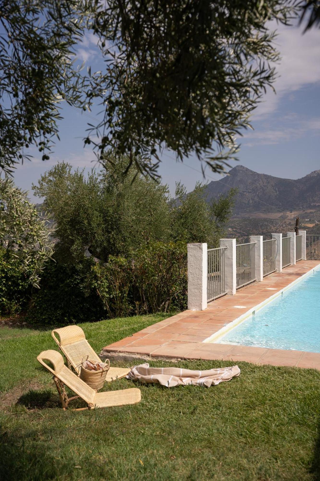 Finca Luca Oliva Zahara De La Sierra Exterior photo